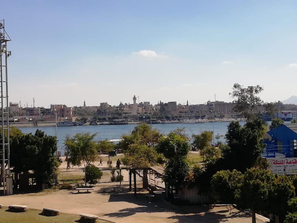 Nile Roof Hotel& Restaurant Luxor Kültér fotó